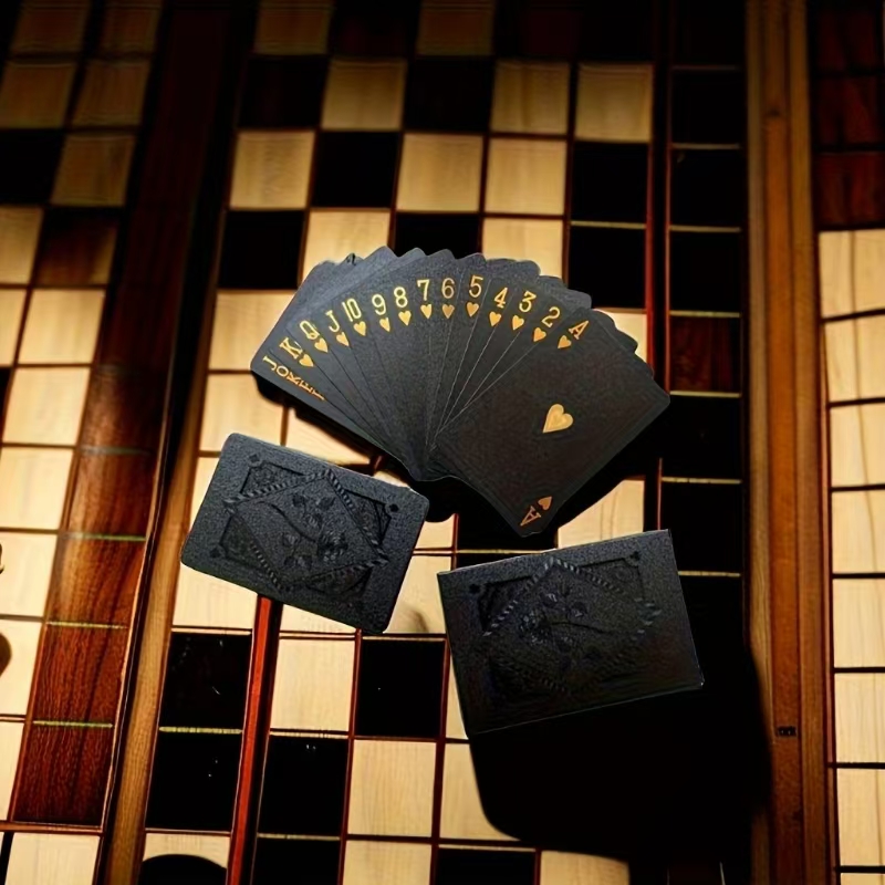 Color Black Gold Playing Card  - Board Game With Chips 리뷰 및 가격